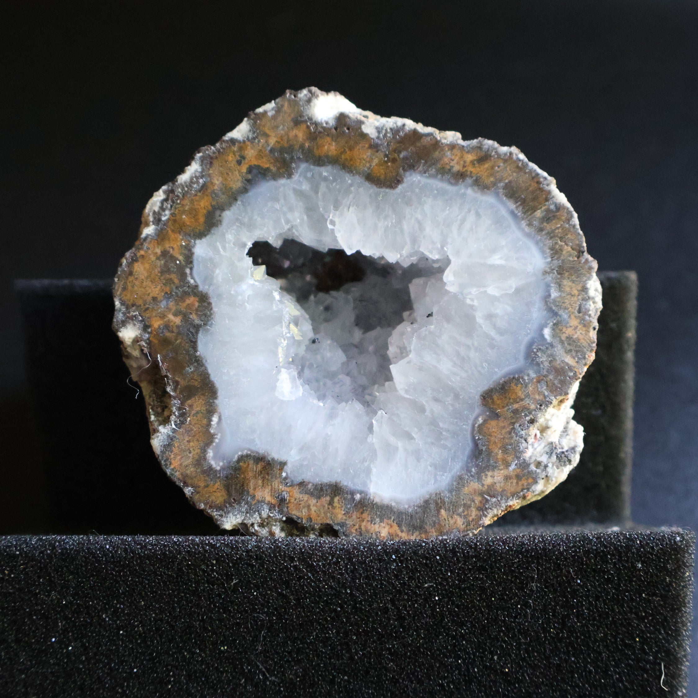 Coconut Geode - Coco2b - Quartz Crystals & Siderite