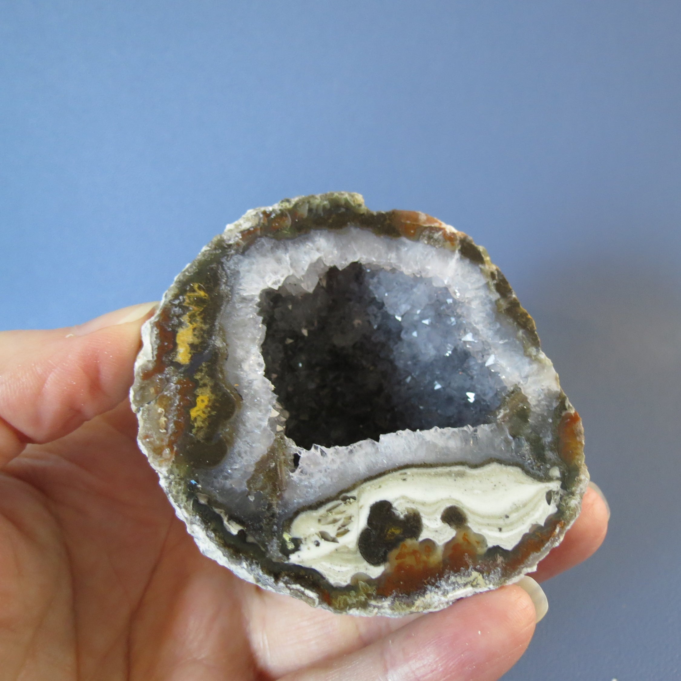 Coconut Geode, Las Choyas - Jasper and Quartz Crystals - Coco28a