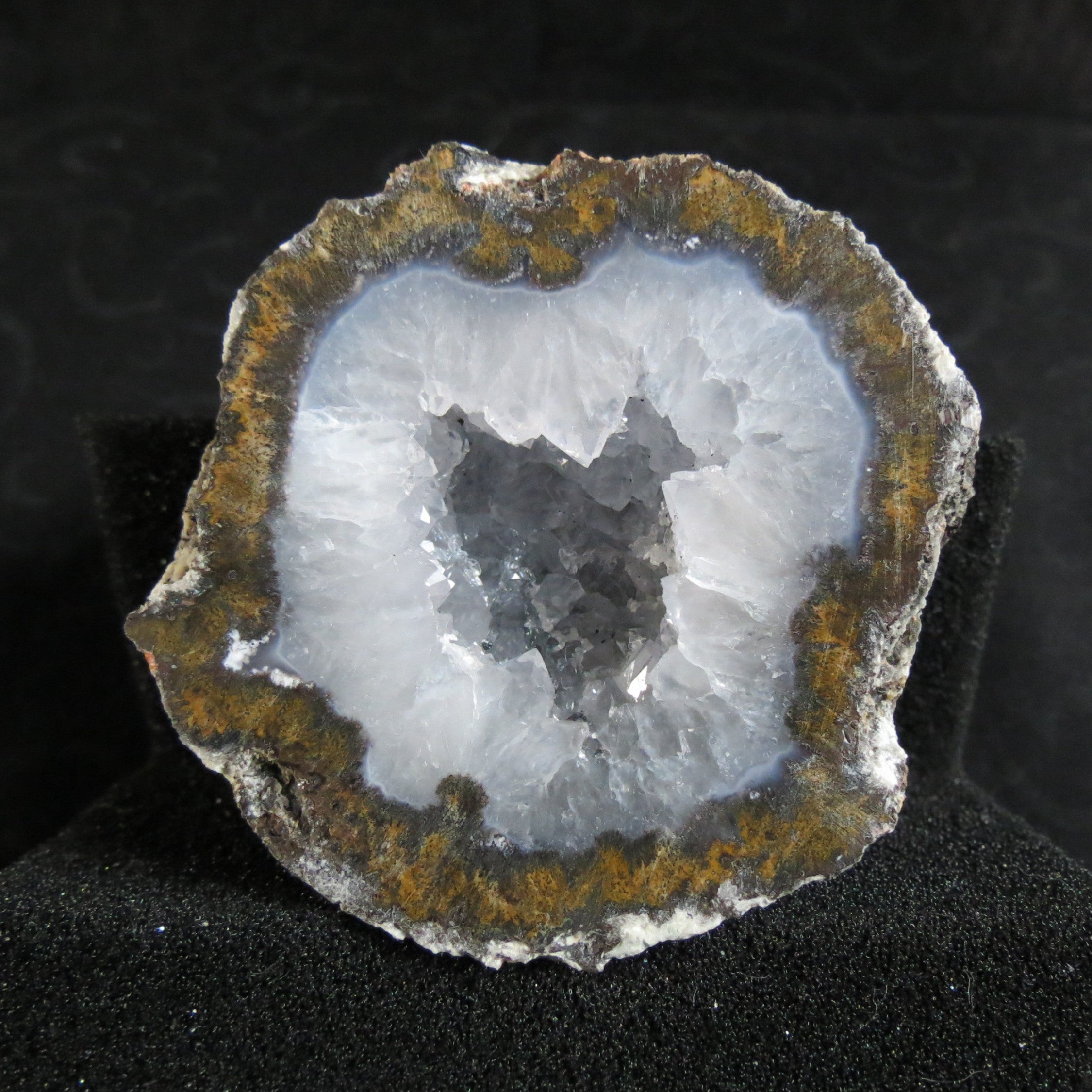 Coconut Geode - Coco2a - Quartz and Siderite