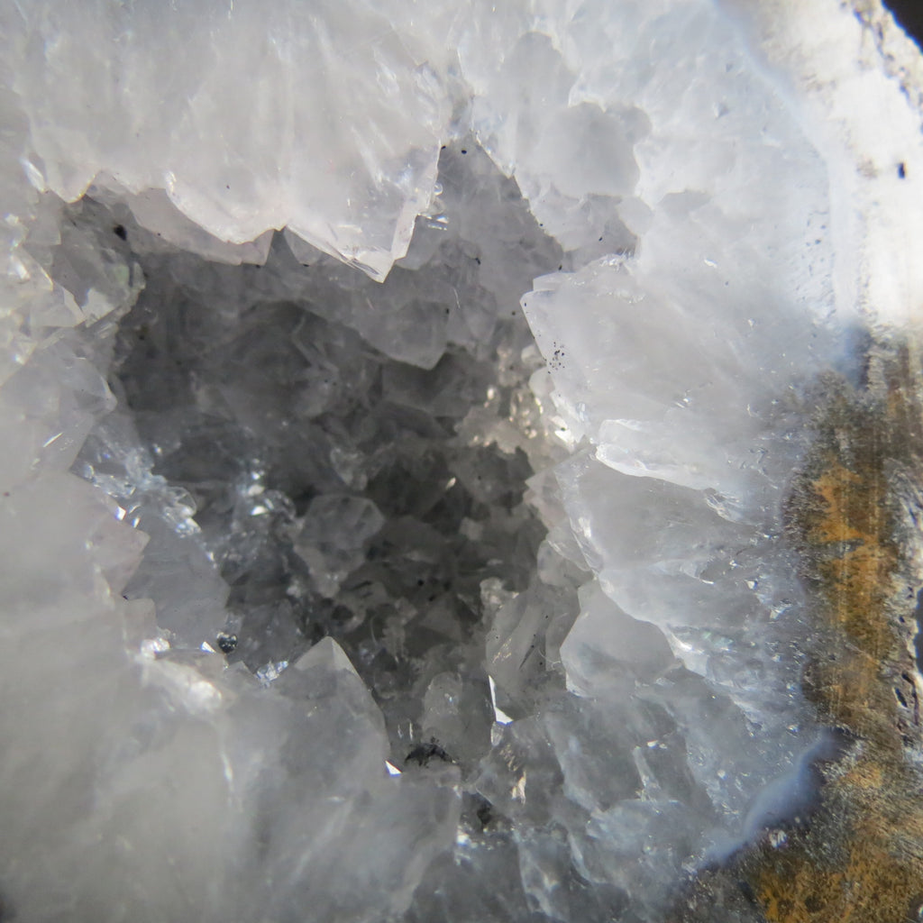 Coconut Geode - Coco2a - Quartz and Siderite