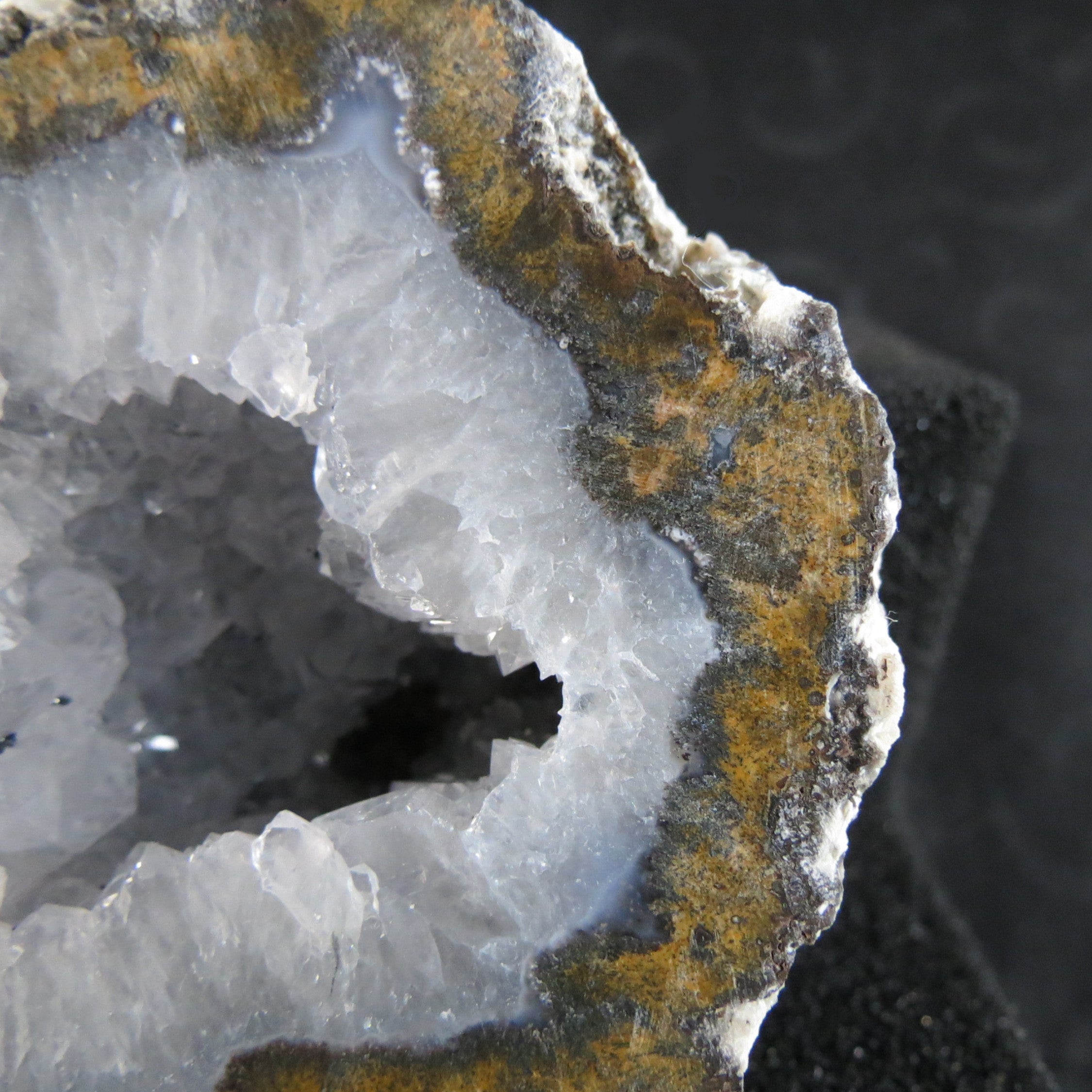 Coconut Geode - Coco2b - Quartz Crystals & Siderite