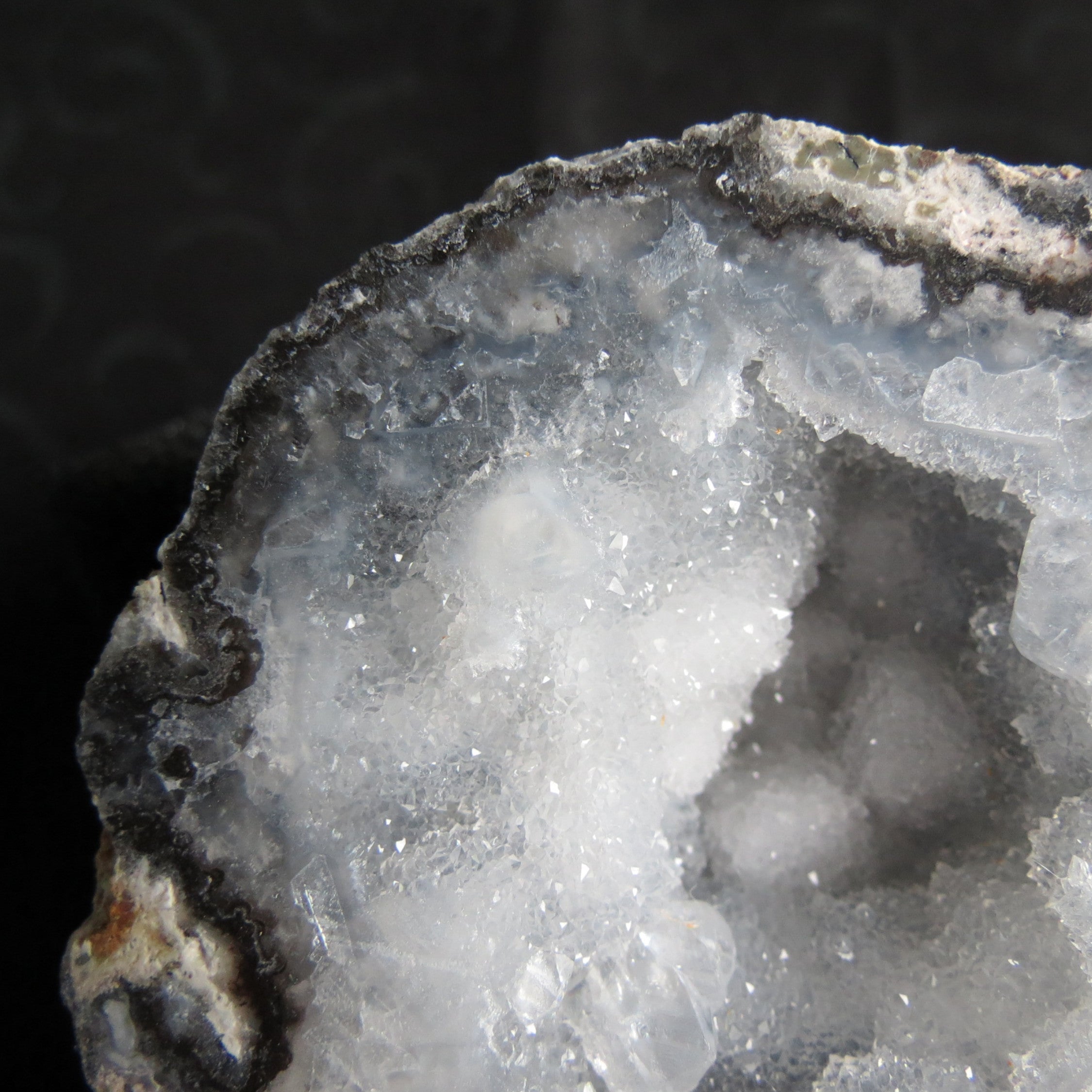 Trancas Geode - Tra10a - Agate, Druzy Quartz