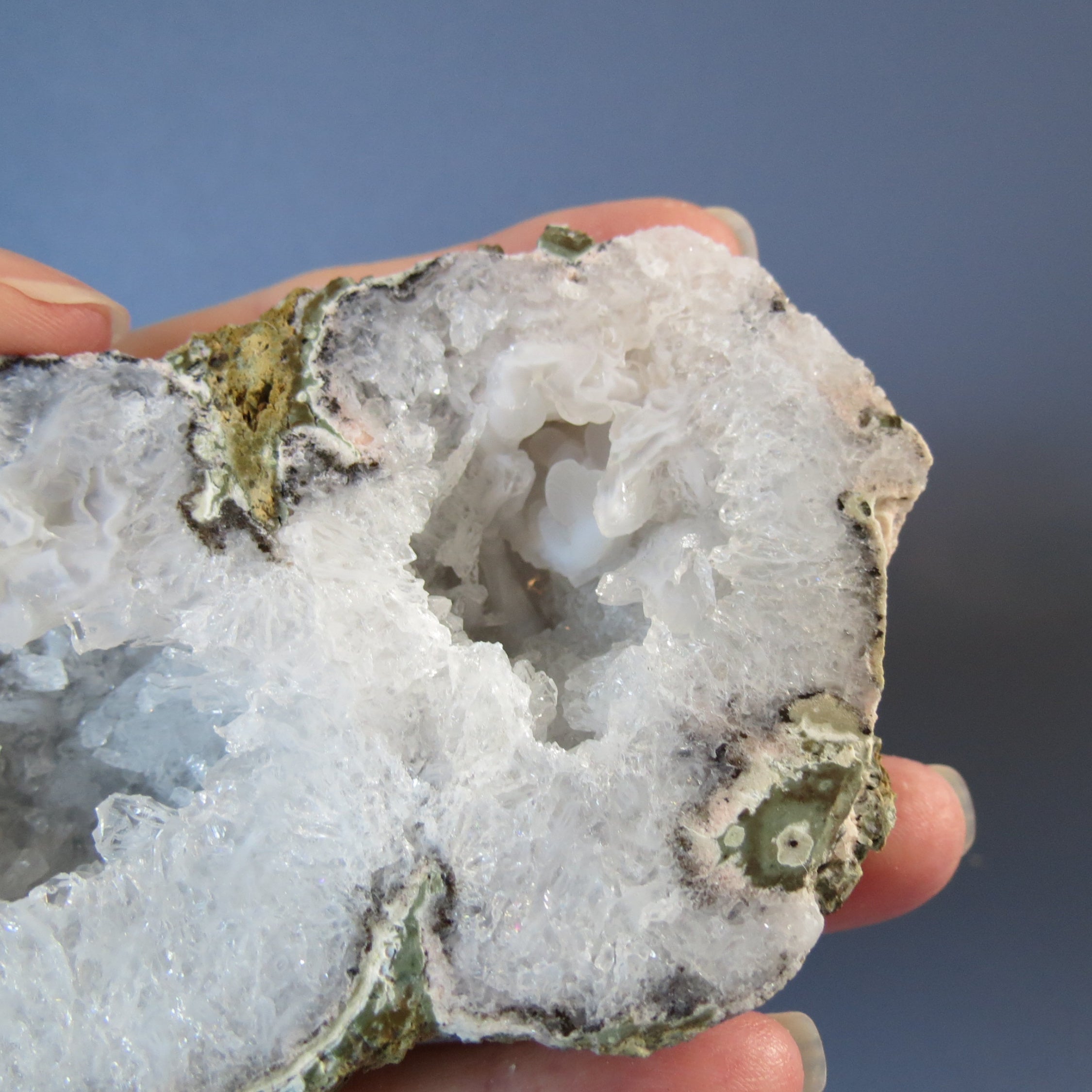 Trancas Geode - "Twin Sparkle Parfait" - Quartz (31a)