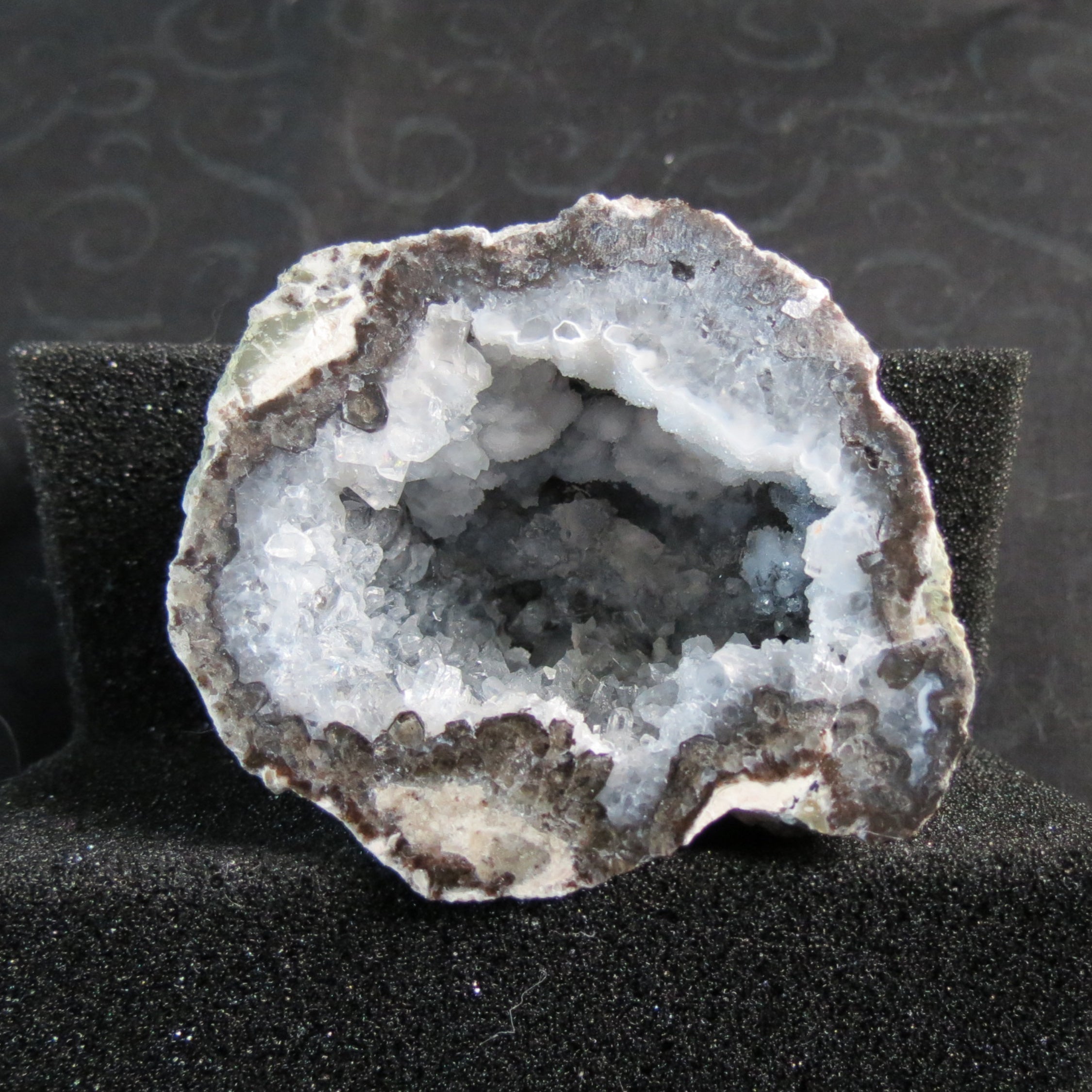 Trancas Geode - Tra3b - Quartz Druzy Chalcedony