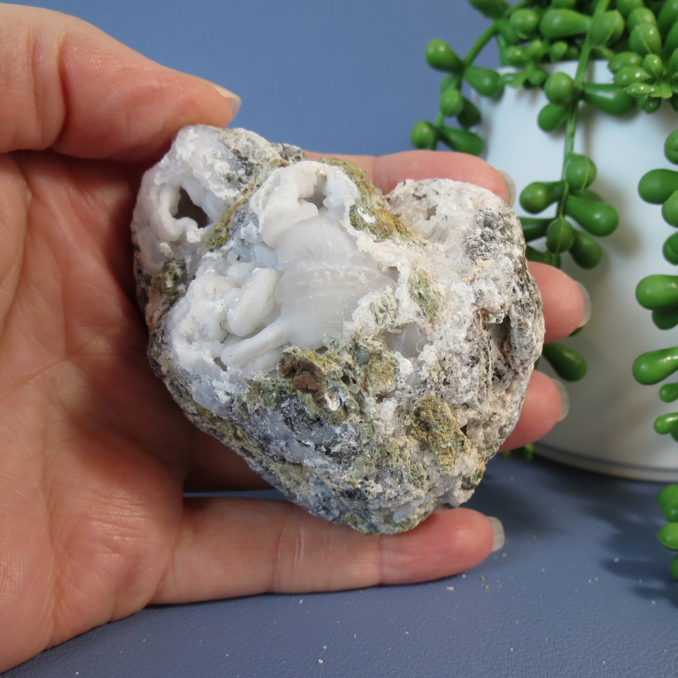 Trancas Geode - Crazy Chalcedony -Tra16b