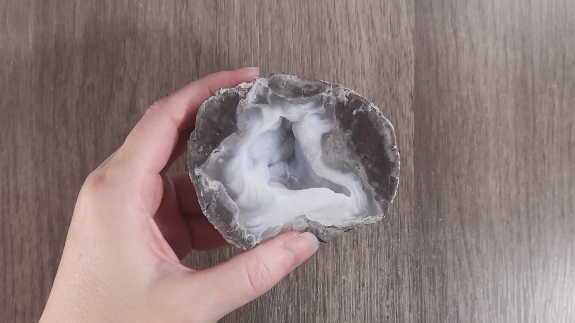 Druzy Mist Geode Thunderegg- Druzy Quartz - 15a