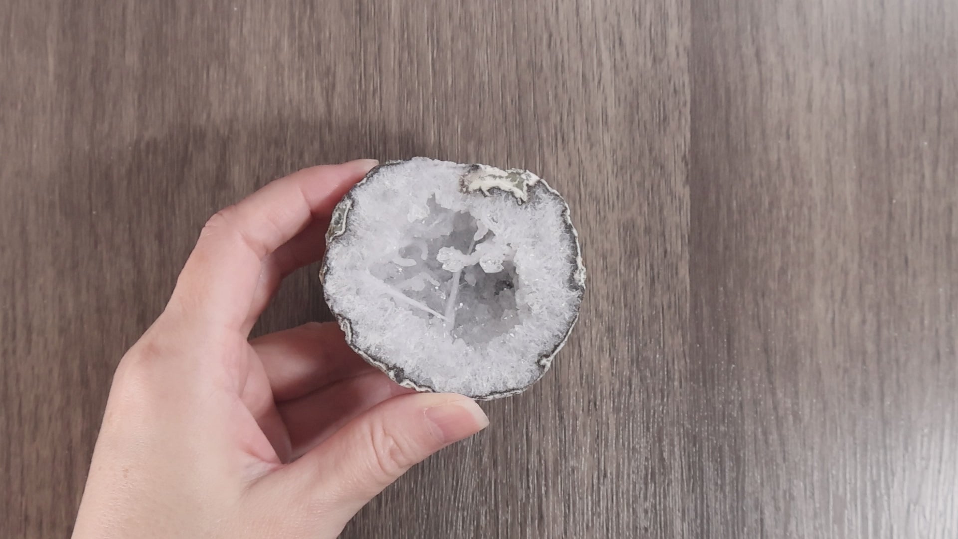 Trancas Geode - Quartz Scepter - 26b